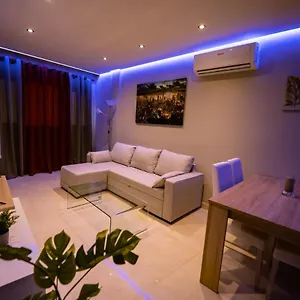 https://viviendas-vacacionales-aurea.in-canary-islands.com